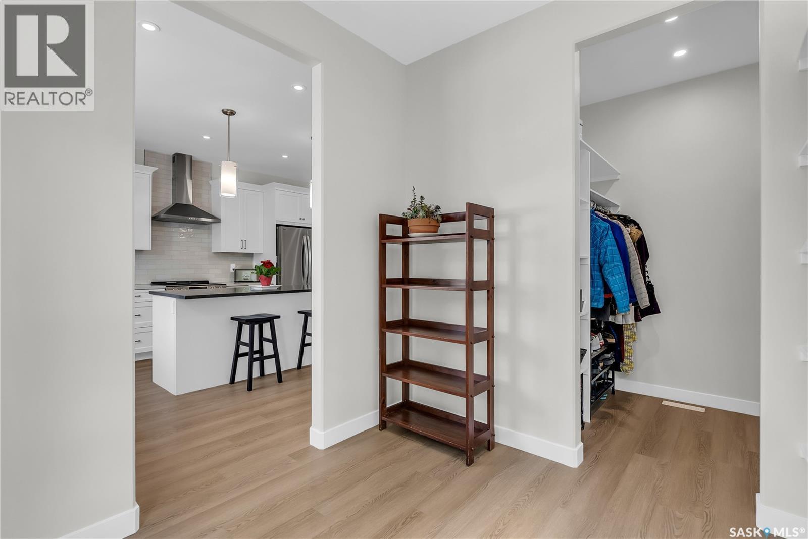 1601B 9Th Avenue N, Saskatoon, SK - Indoor