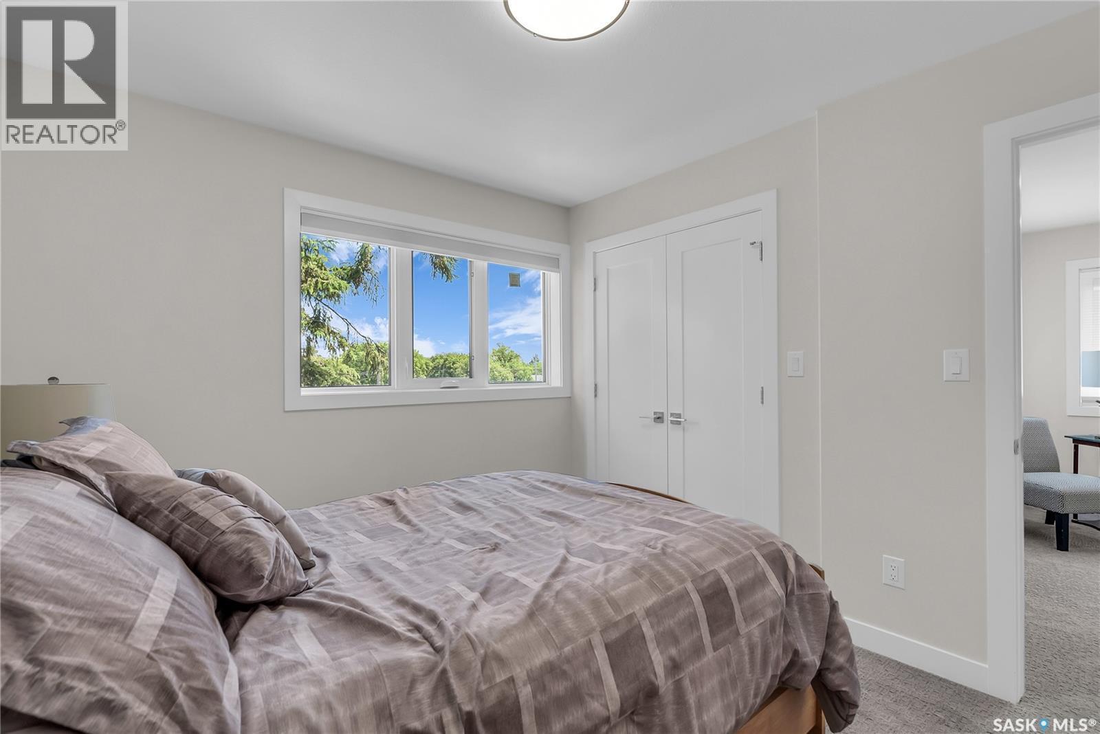 1601B 9Th Avenue N, Saskatoon, SK - Indoor Photo Showing Bedroom