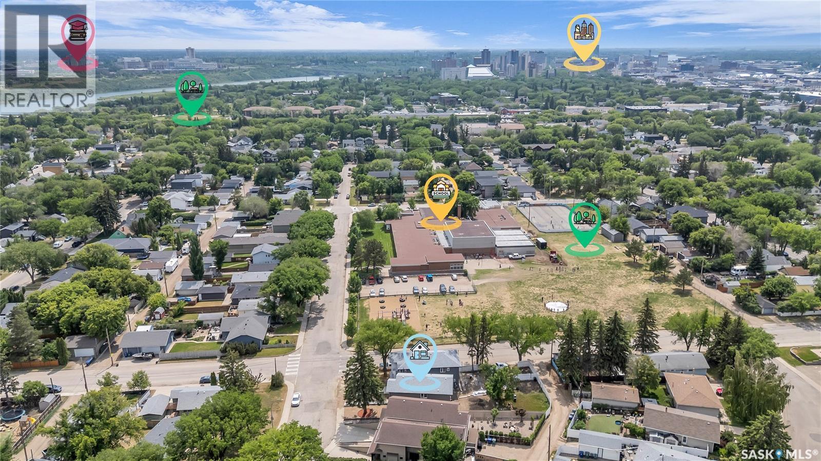 1601B 9Th Avenue N, Saskatoon, SK - Outdoor With View