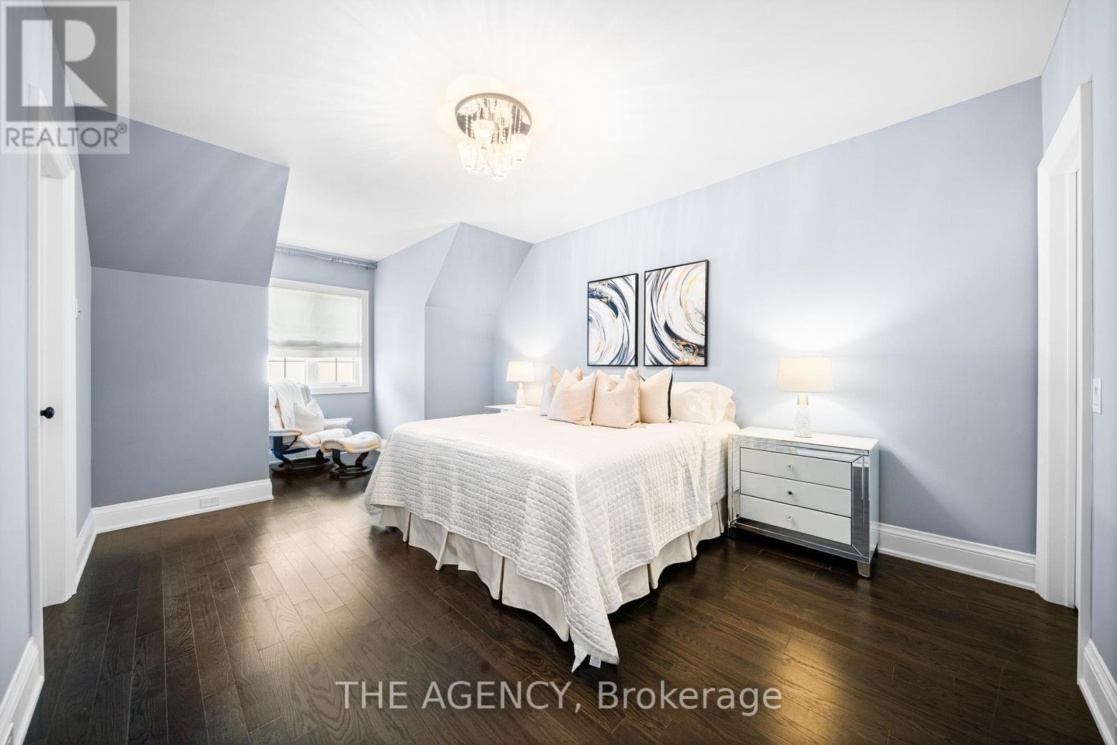 28 Chuck Ormsby Crescent, King, ON - Indoor Photo Showing Bedroom