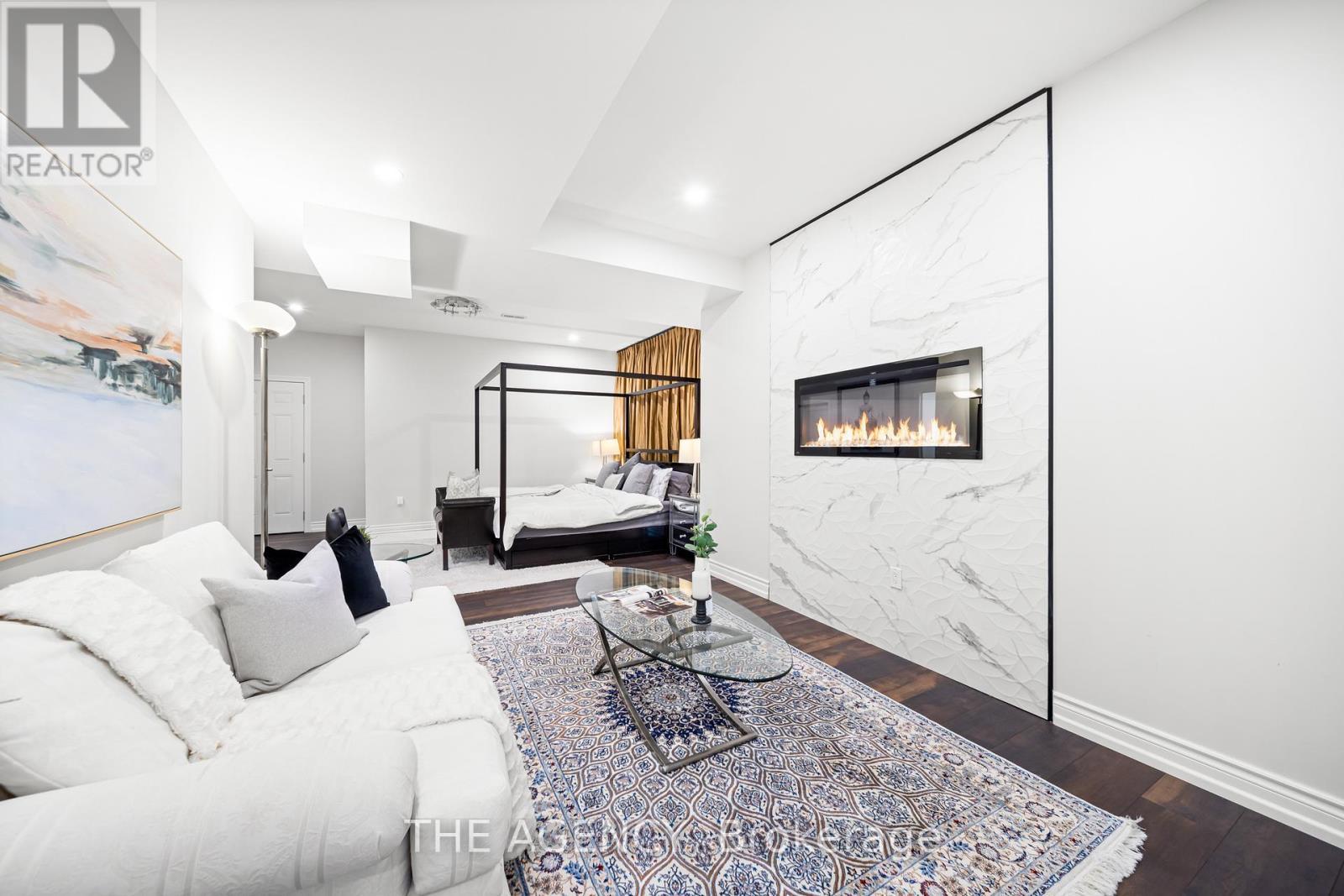 28 Chuck Ormsby Crescent, King, ON - Indoor Photo Showing Living Room With Fireplace