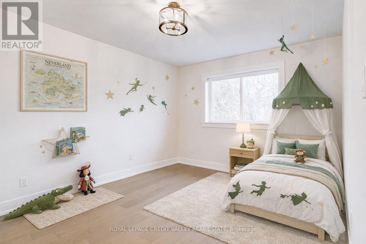 virtually staged bedroom - 500 Selsey Drive, Mississauga, ON - Indoor Photo Showing Bedroom