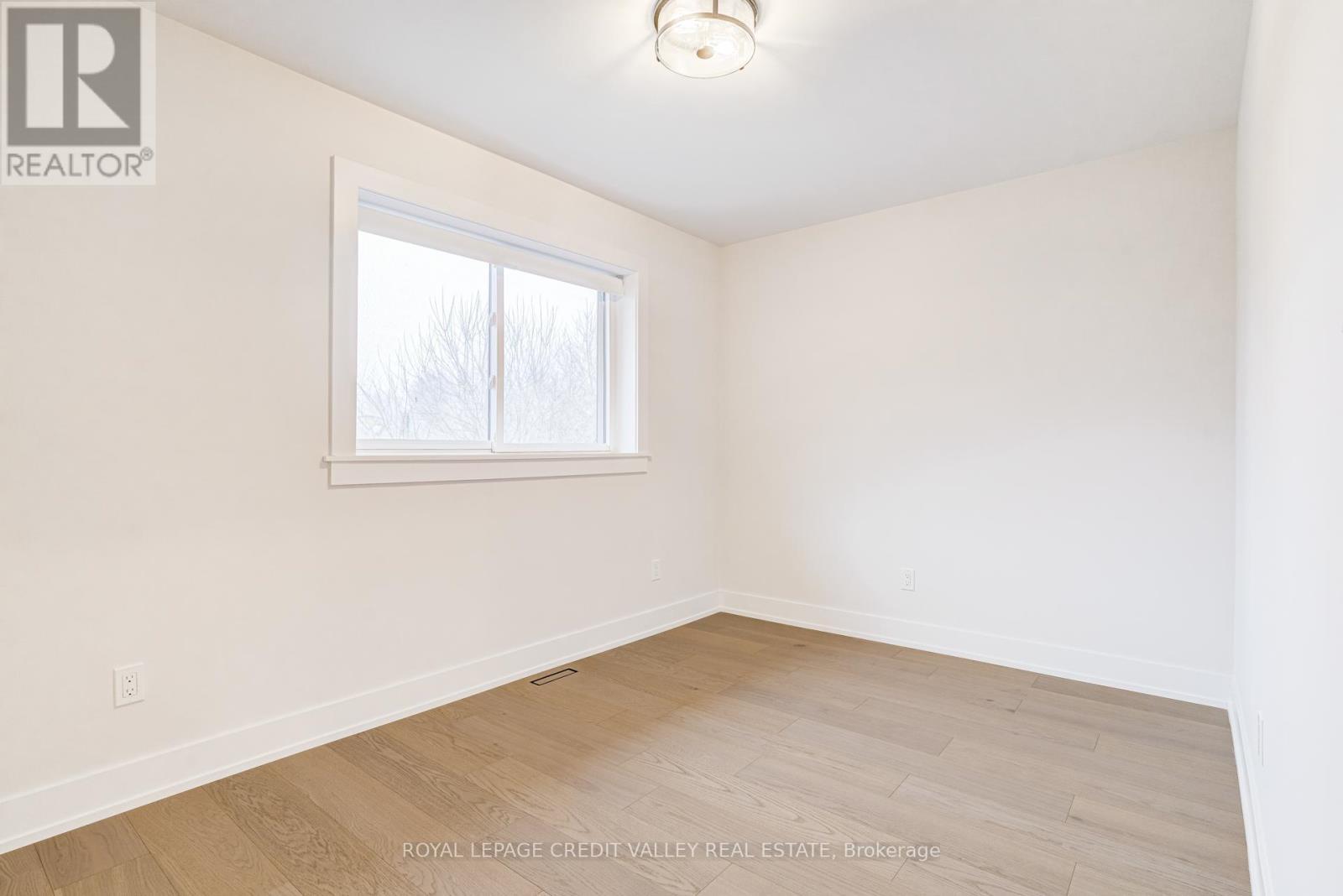 Bedroom - 500 Selsey Drive, Mississauga, ON - Indoor Photo Showing Other Room