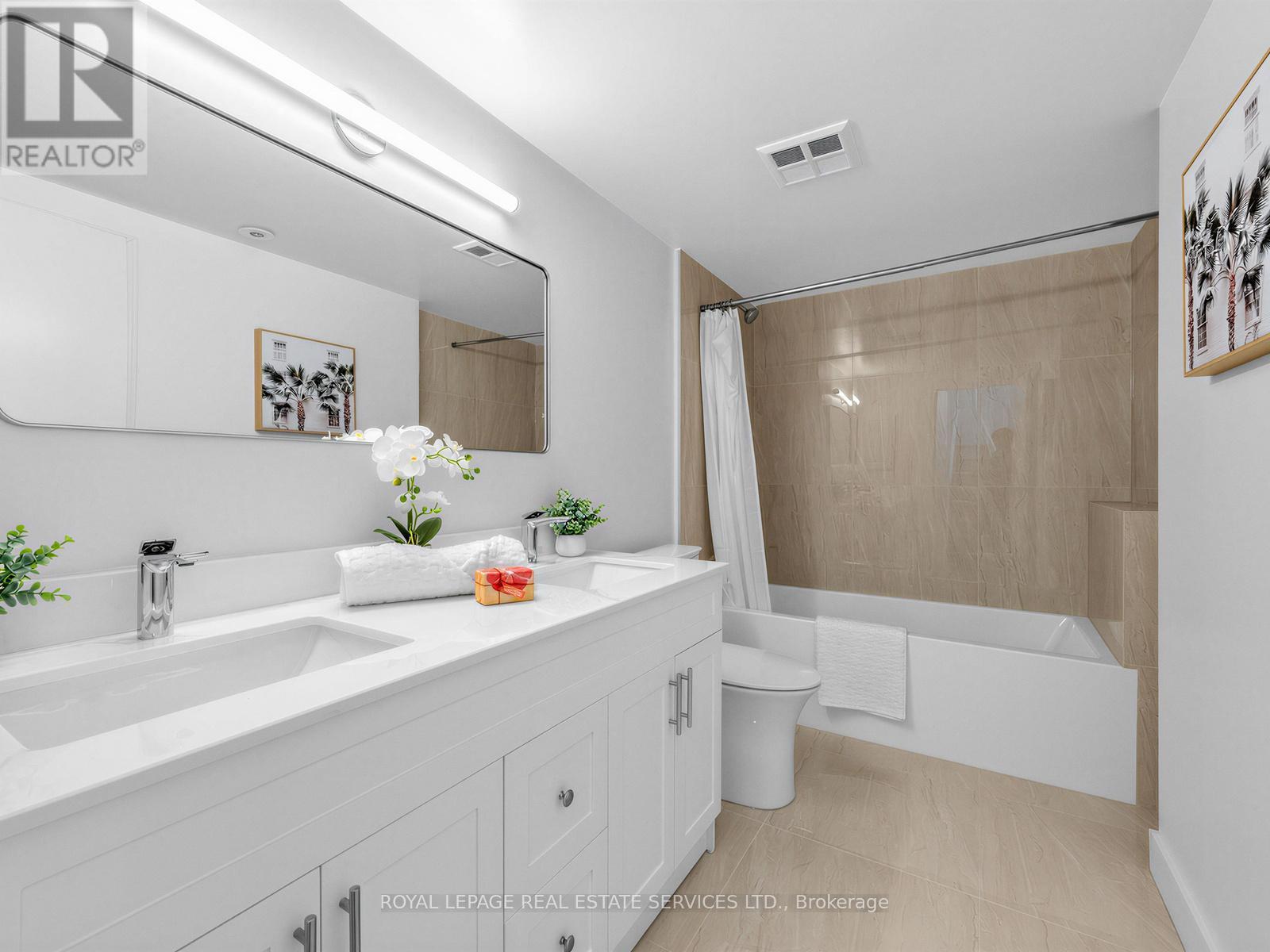 515 - 46 East Liberty Street, Toronto, ON - Indoor Photo Showing Bathroom