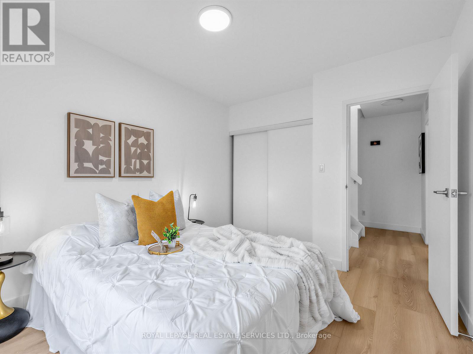 515 - 46 East Liberty Street, Toronto, ON - Indoor Photo Showing Bedroom