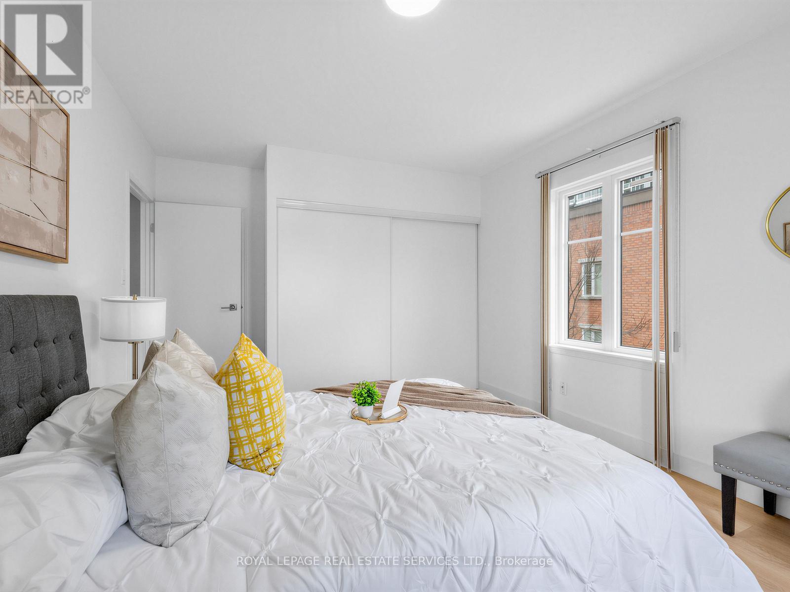 515 - 46 East Liberty Street, Toronto, ON - Indoor Photo Showing Bedroom