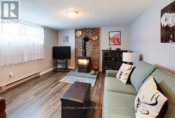 Gas fireplace -