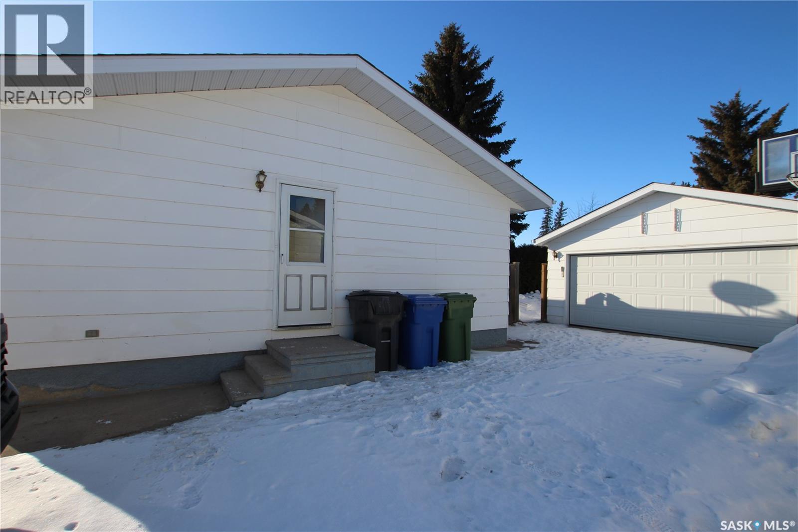 103 Langrill Drive, Yorkton, SK - Outdoor With Exterior