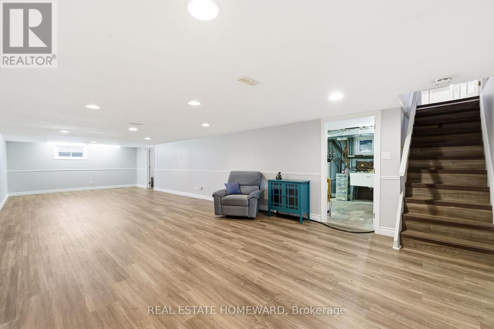 4 Wayne Crescent, Quinte West, ON - Indoor