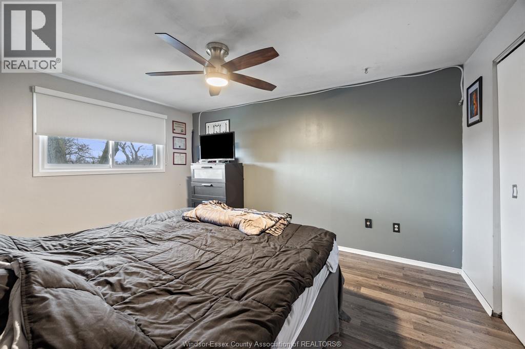 5557 Coronation, Windsor, ON - Indoor Photo Showing Bedroom