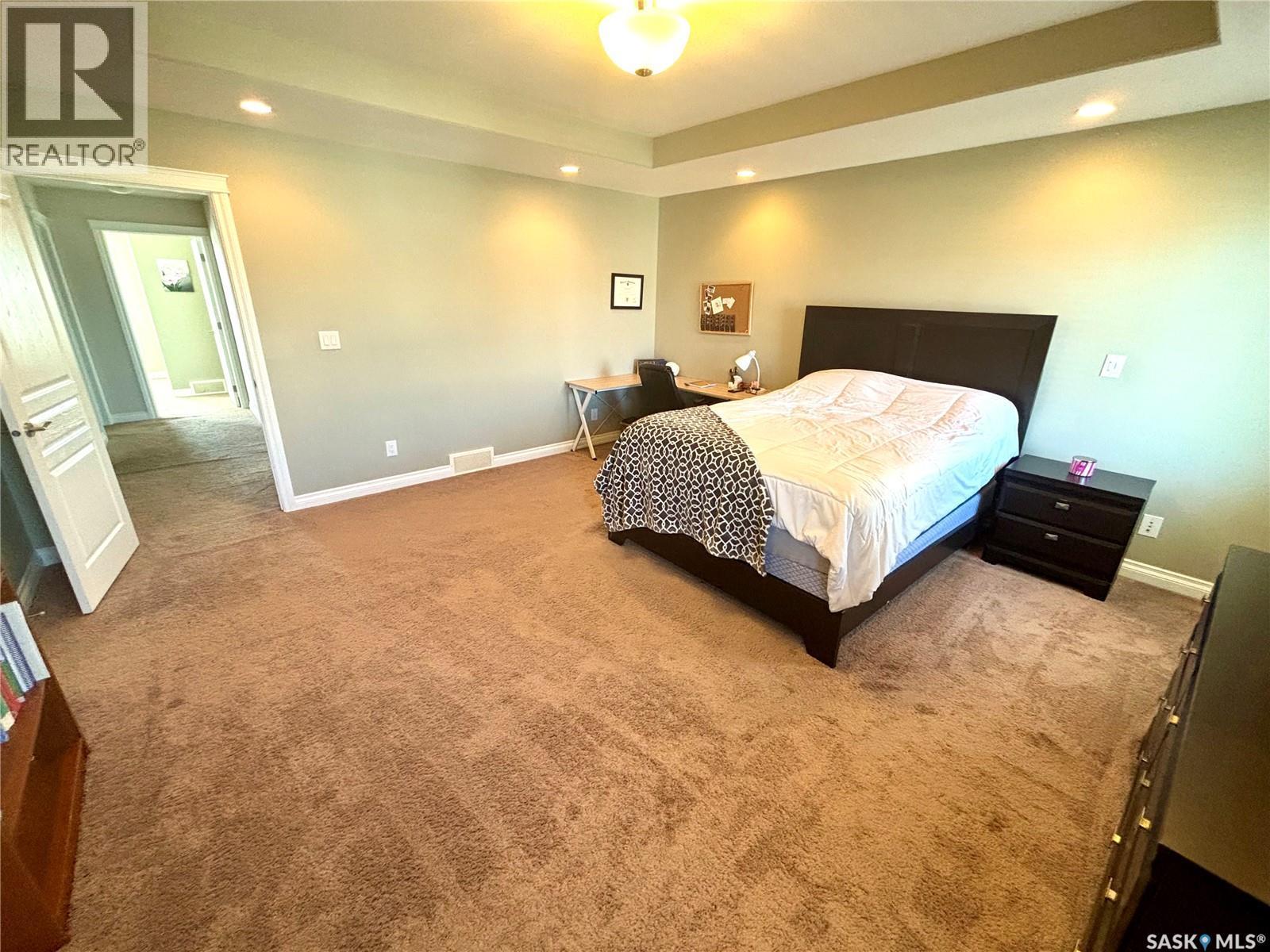 104 Atton Crescent, Saskatoon, SK - Indoor Photo Showing Bedroom