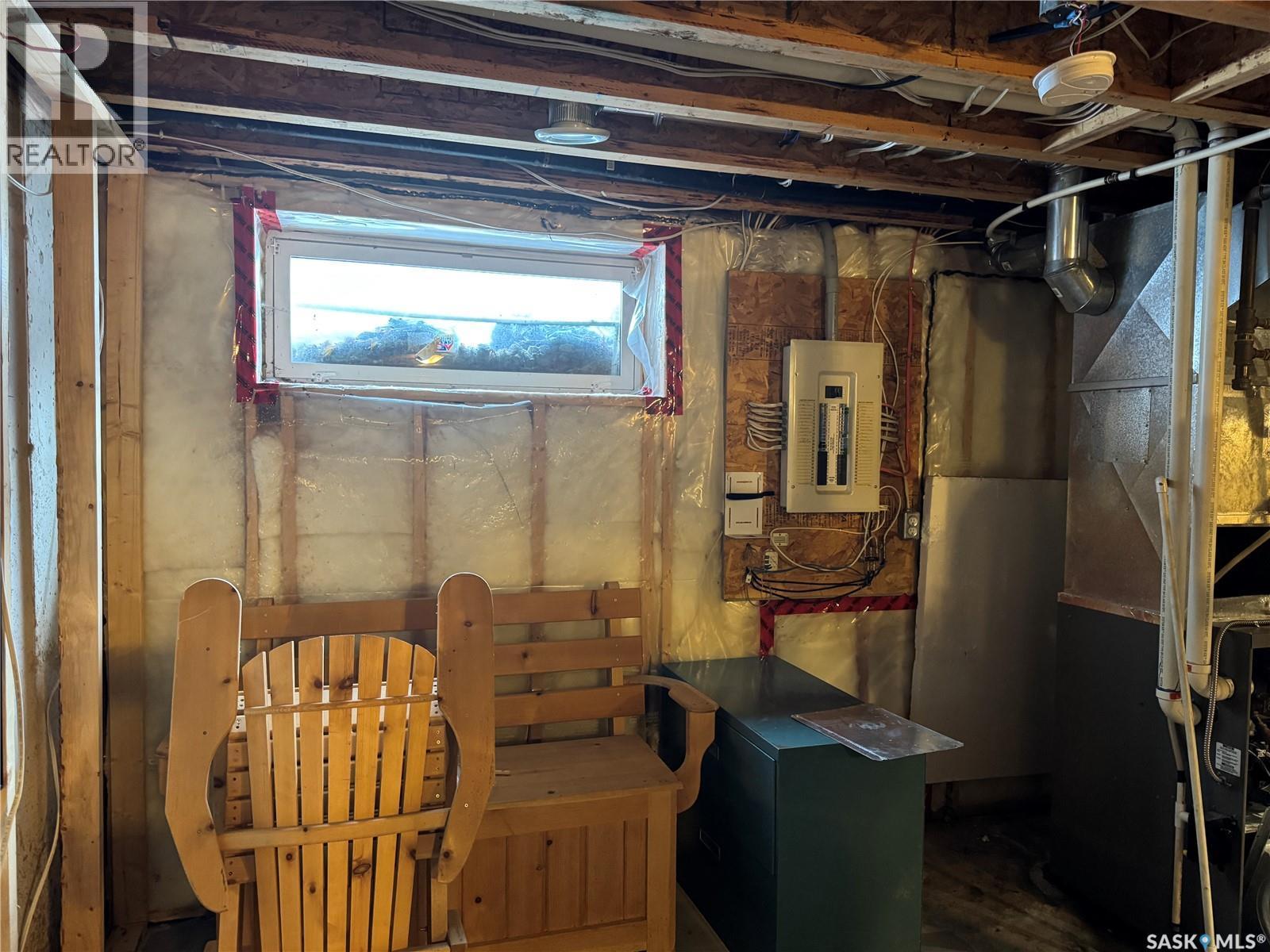 2 802 K Avenue N, Saskatoon, SK - Indoor Photo Showing Basement