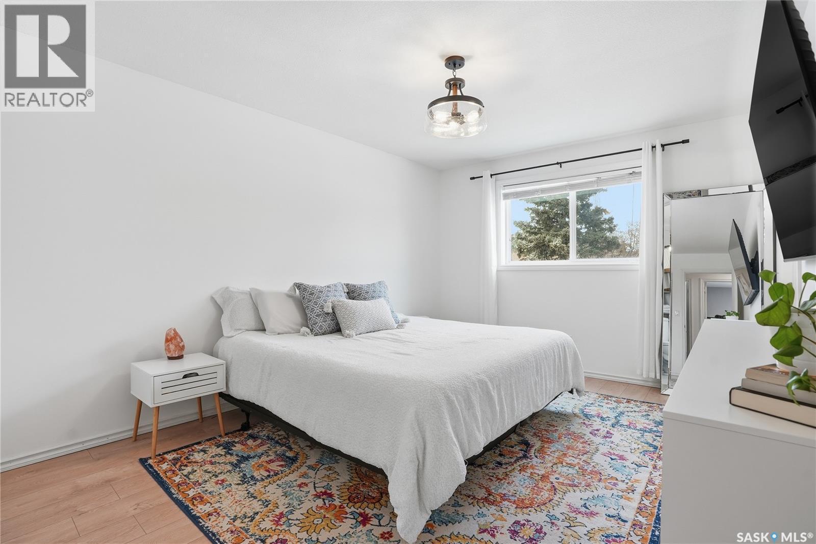 145 Stillwater Drive, Saskatoon, SK - Indoor Photo Showing Bedroom