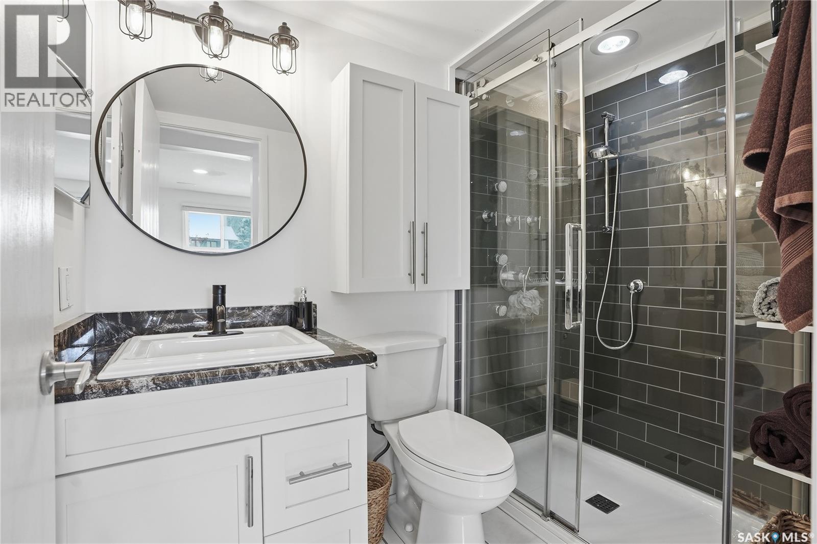 145 Stillwater Drive, Saskatoon, SK - Indoor Photo Showing Bathroom