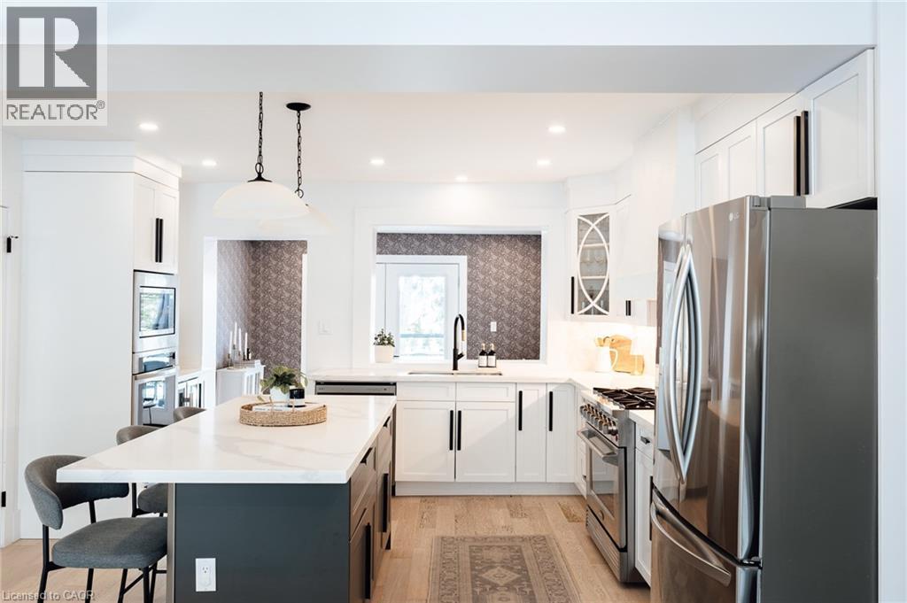62 Lang Crescent, Kitchener, ON - Indoor Photo Showing Kitchen With Stainless Steel Kitchen With Upgraded Kitchen