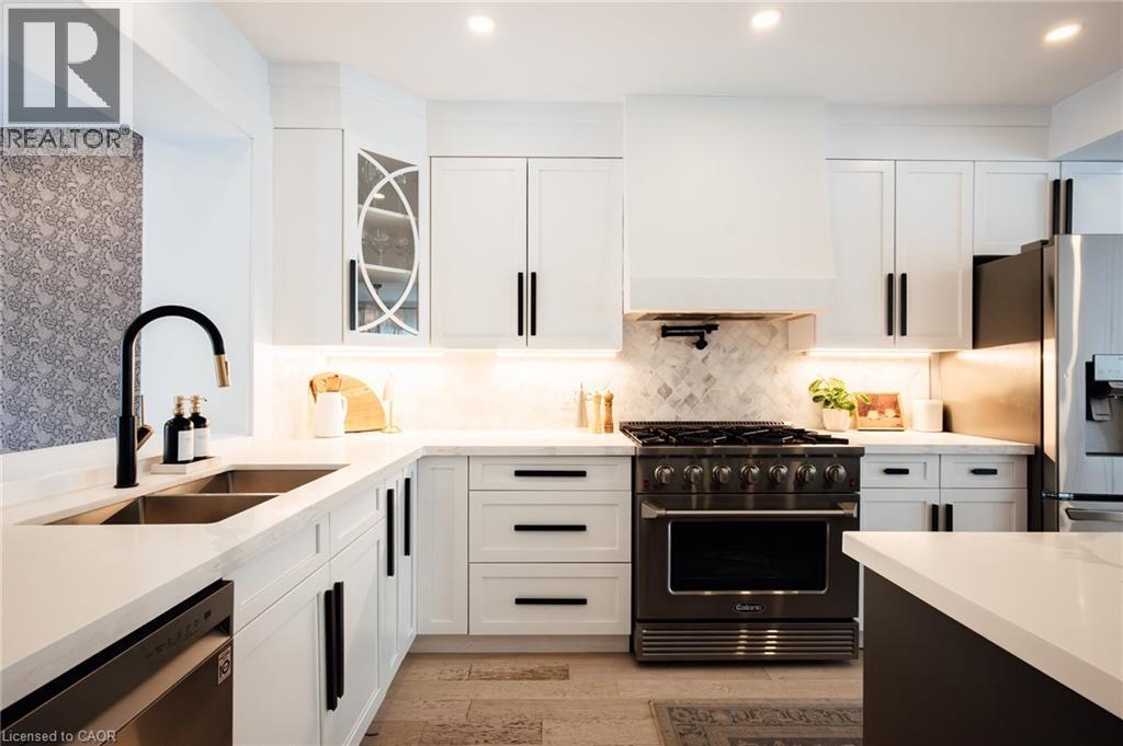 62 Lang Crescent, Kitchener, ON - Indoor Photo Showing Kitchen With Stainless Steel Kitchen With Double Sink With Upgraded Kitchen