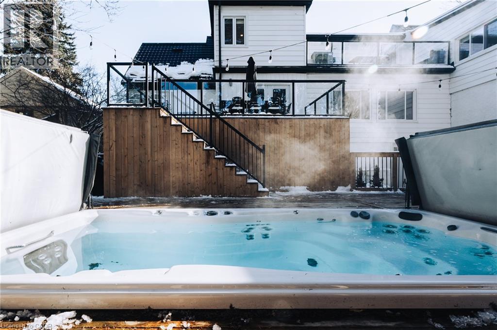 62 Lang Crescent, Kitchener, ON - Outdoor