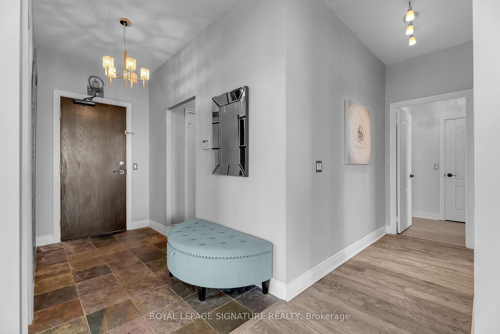 905-1101 Leslie Street, Toronto, ON - Indoor Photo Showing Other Room