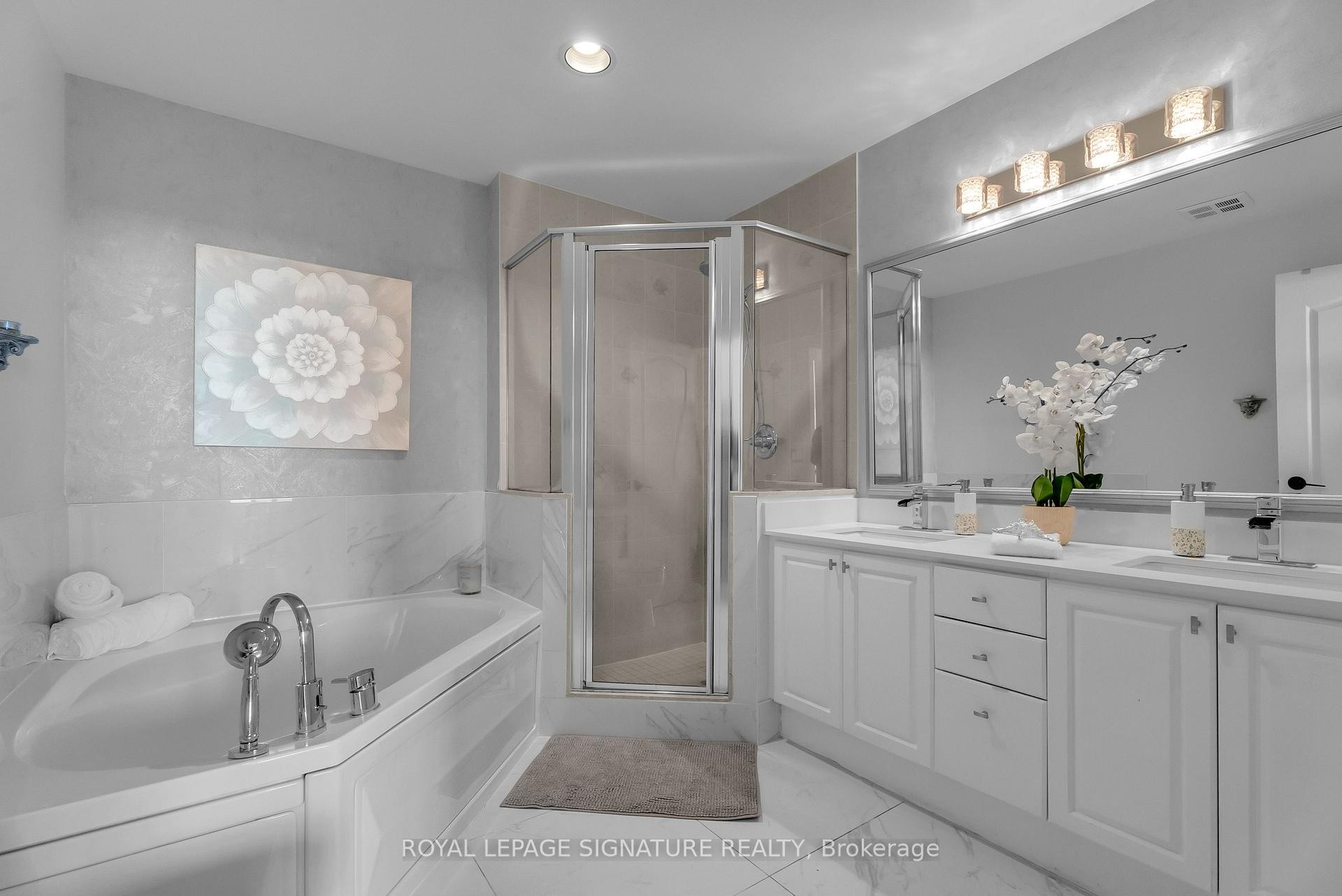 905-1101 Leslie Street, Toronto, ON - Indoor Photo Showing Bathroom