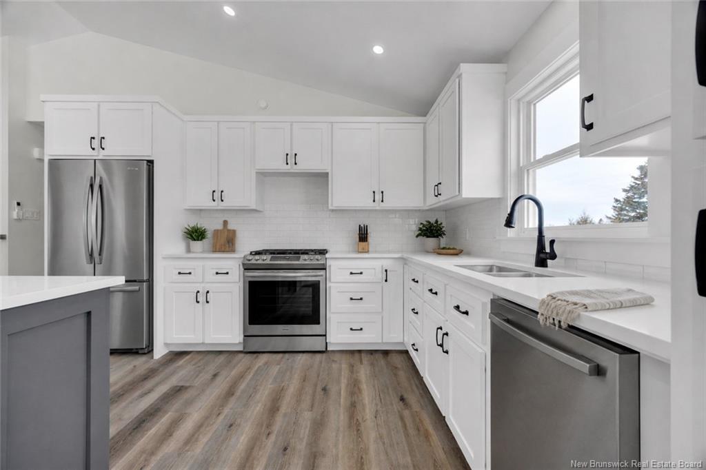 17 Christopher Ave, Hampton, NB