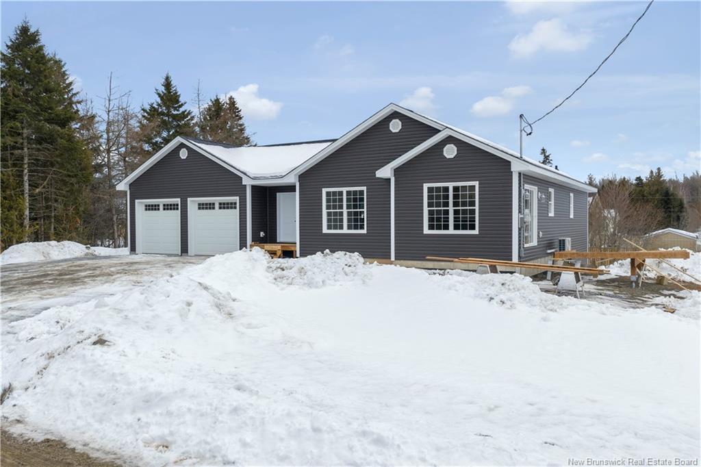 17 Christopher Ave, Hampton, NB