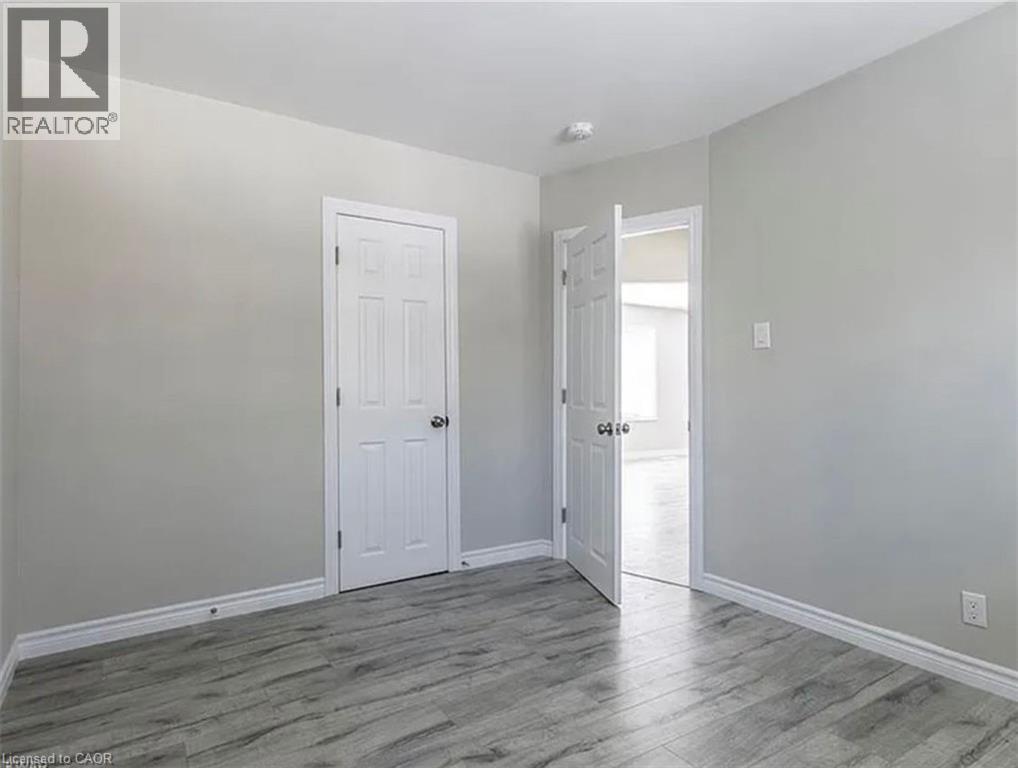 116 Siebert Avenue Unit# Main, Kitchener, ON - Indoor Photo Showing Other Room