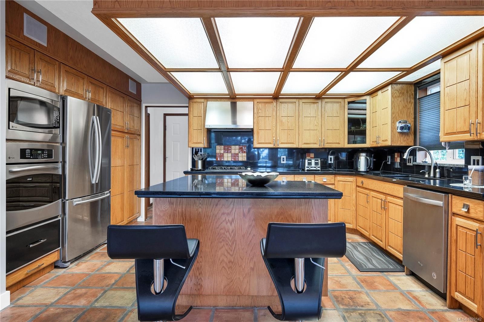 1755 Passage View Dr, Campbell River, BC