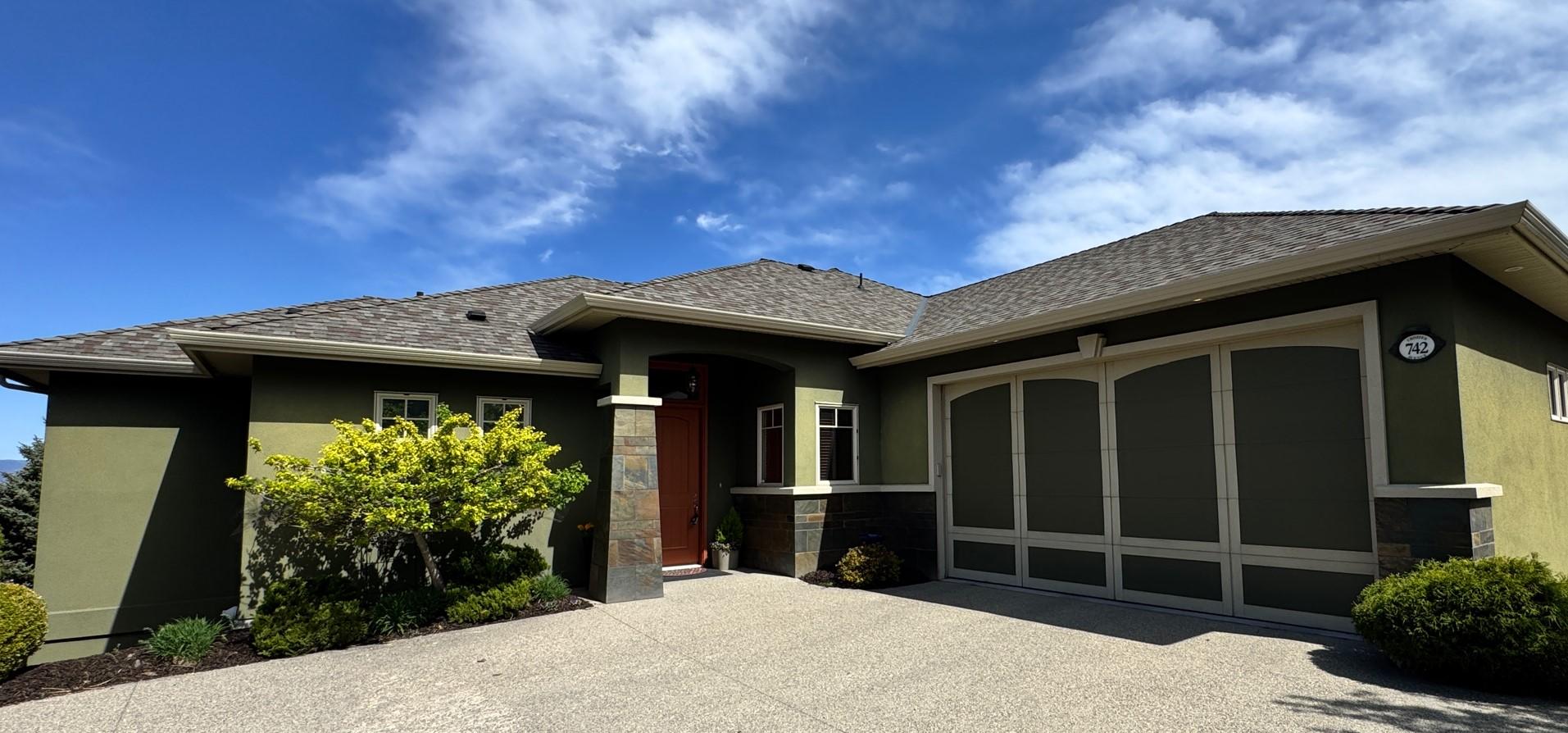742 Crozier Avenue, Kelowna, BC - Outdoor