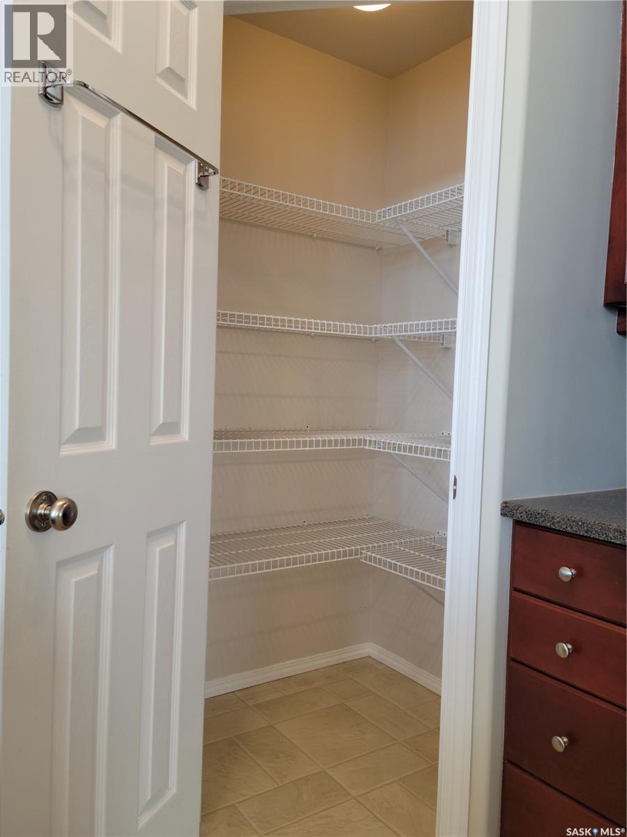 304 928 Heritage View, Saskatoon, SK - Indoor With Storage