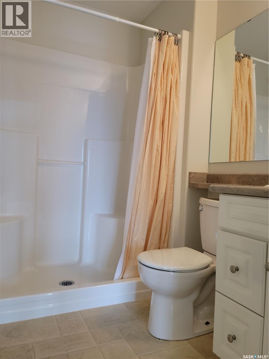 304 928 Heritage View, Saskatoon, SK - Indoor Photo Showing Bathroom