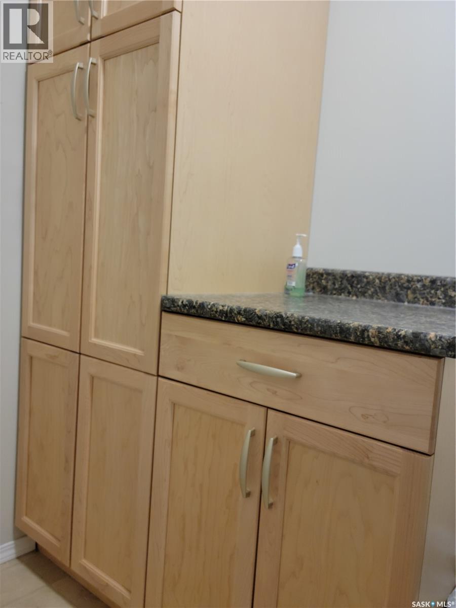 304 928 Heritage View, Saskatoon, SK - Indoor Photo Showing Other Room