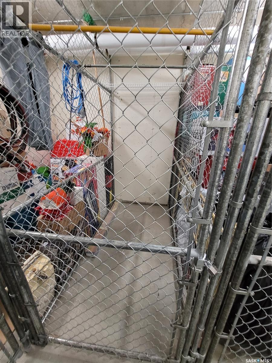 304 928 Heritage View, Saskatoon, SK - Indoor With Storage