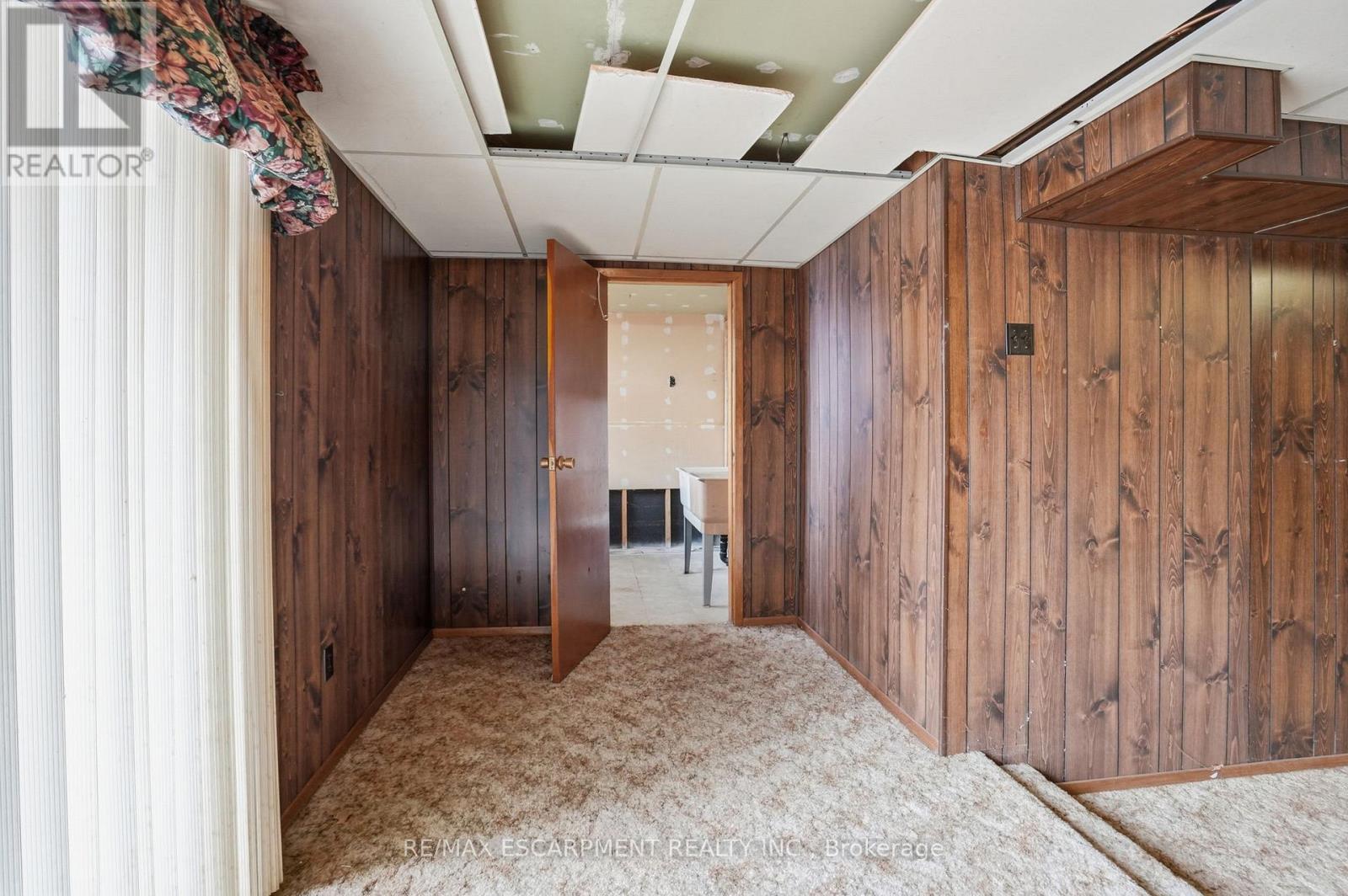 53 Sherry Lane Drive, Hamilton, ON - Indoor Photo Showing Other Room