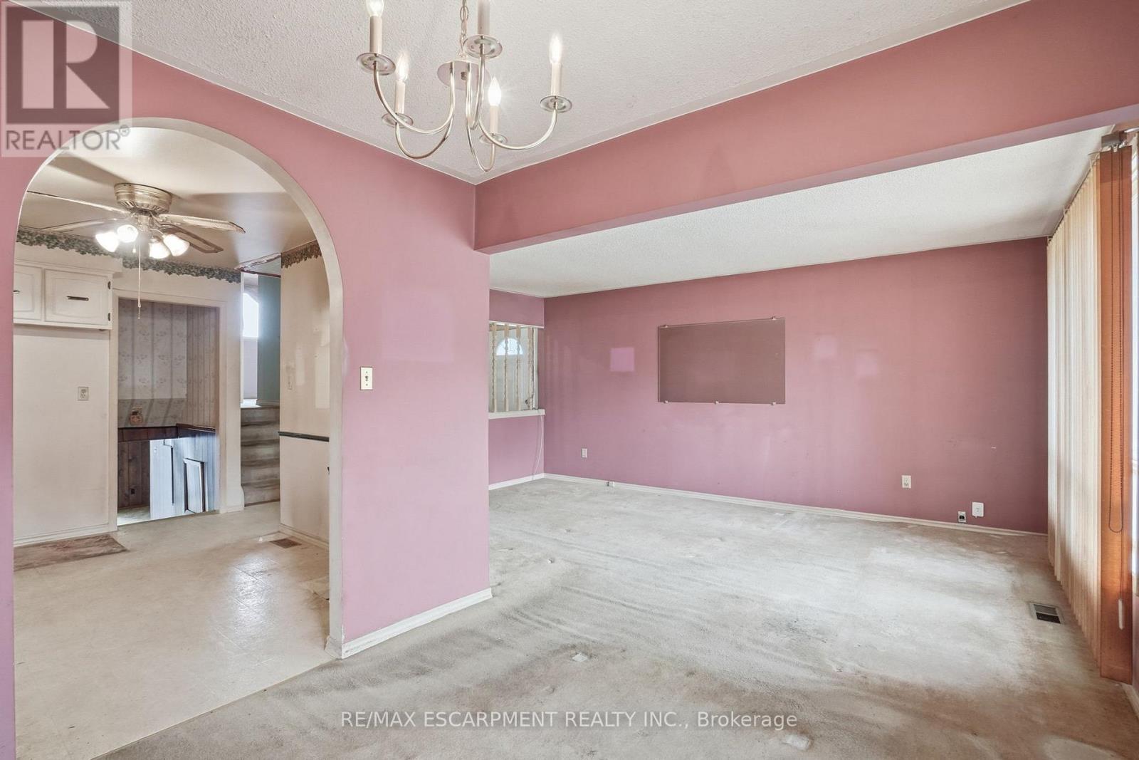 53 Sherry Lane Drive, Hamilton, ON - Indoor Photo Showing Other Room