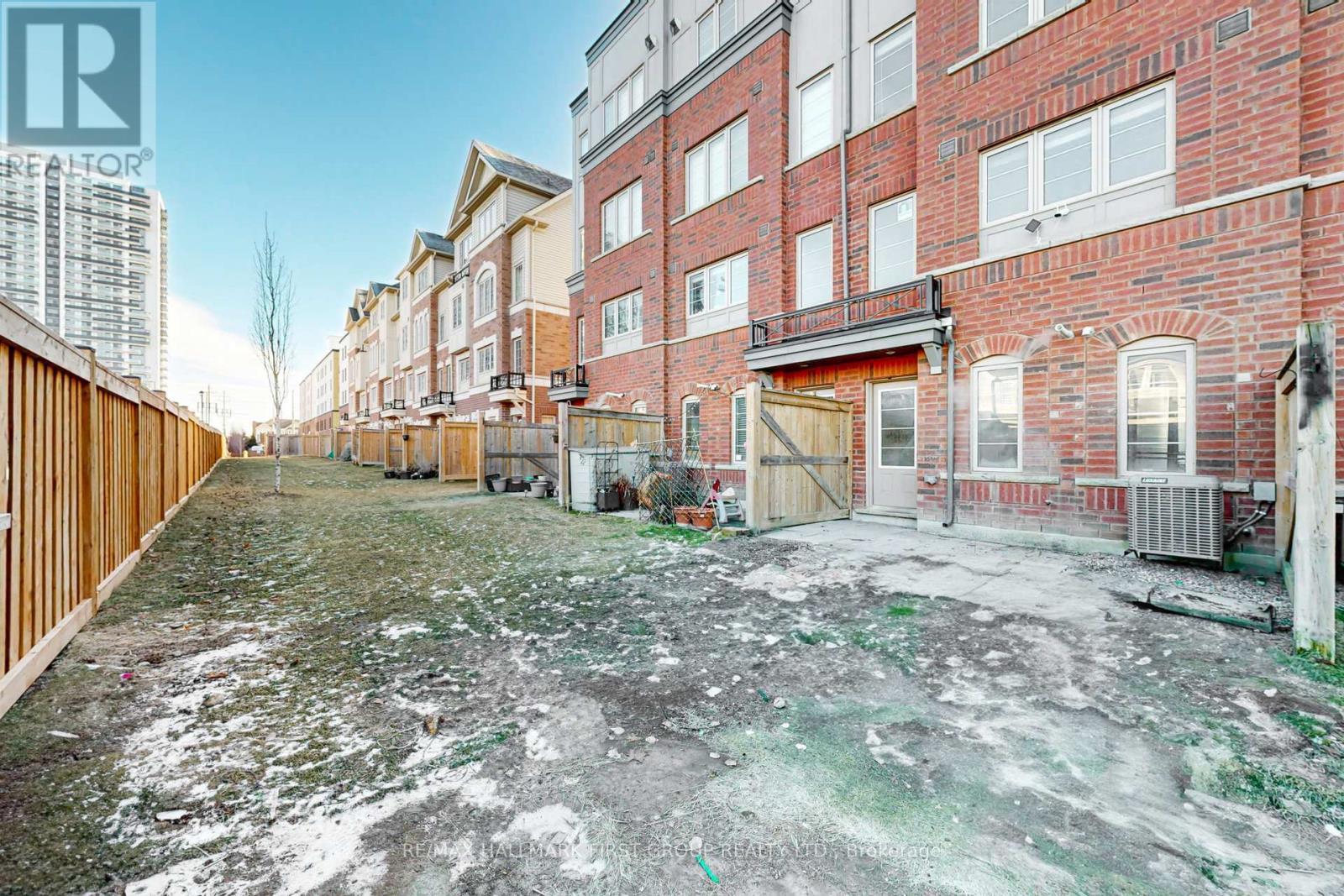 2532 Bromus Path, Oshawa, ON - Outdoor With Exterior