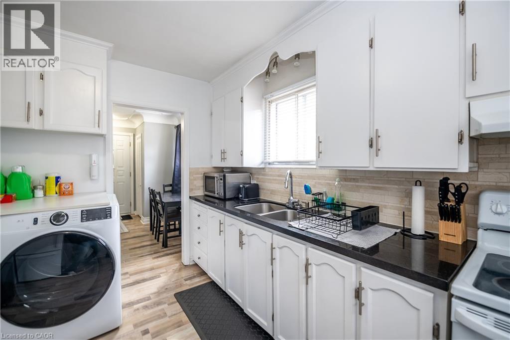 62 Harold Court, Hamilton, ON - Indoor