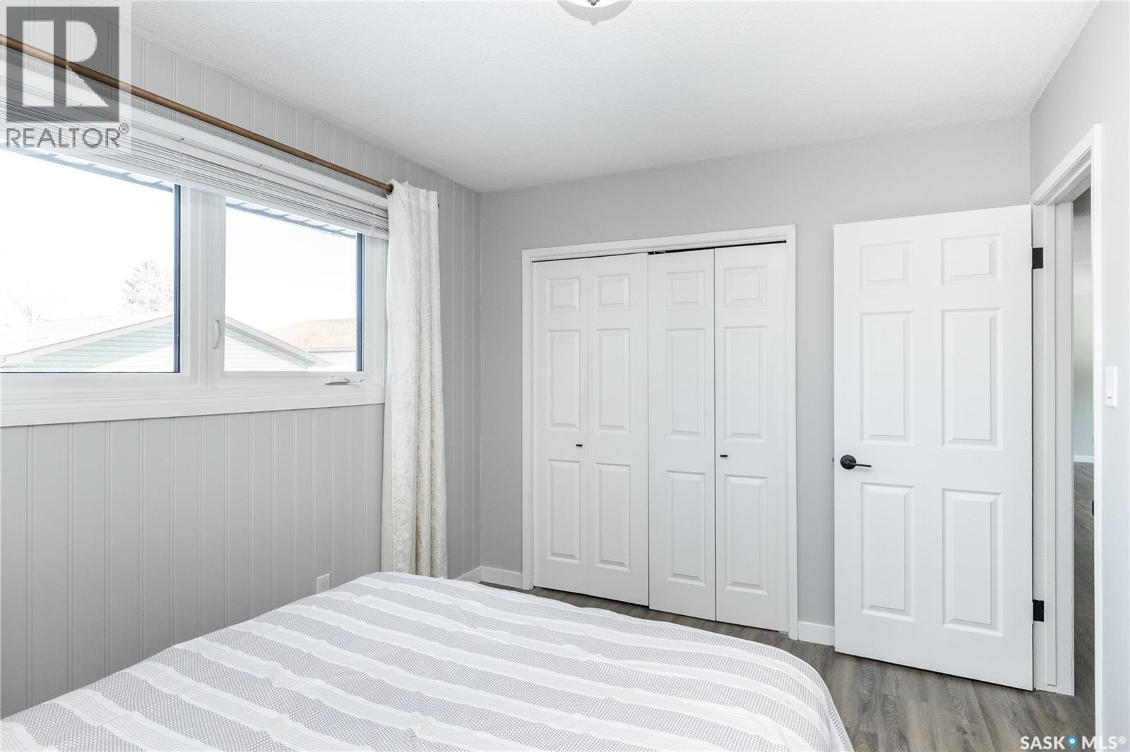 1313 Elevator Road, Saskatoon, SK - Indoor Photo Showing Bedroom