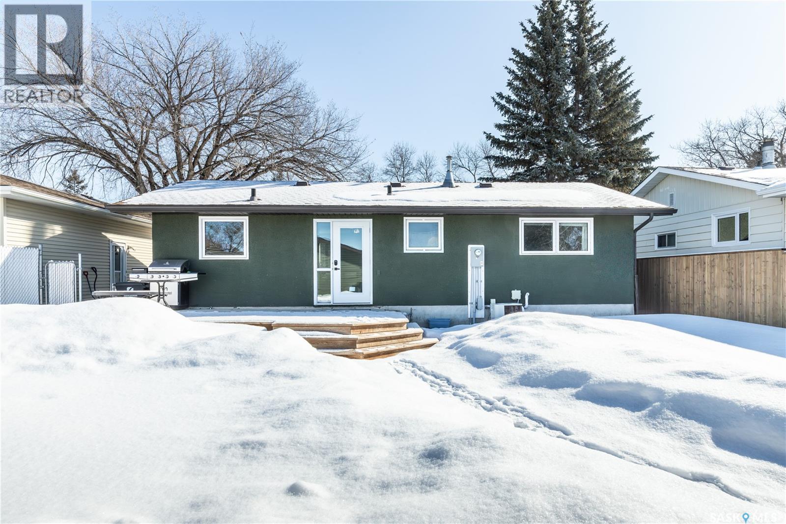 1313 Elevator Road, Saskatoon, SK - Outdoor
