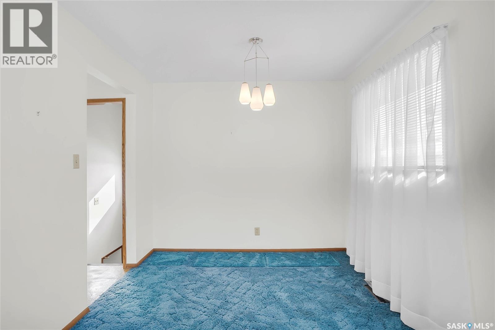 90 Bence Crescent, Saskatoon, SK - Indoor Photo Showing Other Room