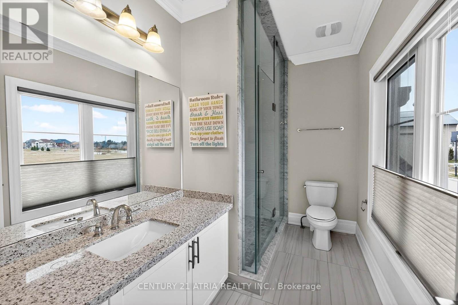 122 Burns Boulevard, King, ON - Indoor Photo Showing Bathroom