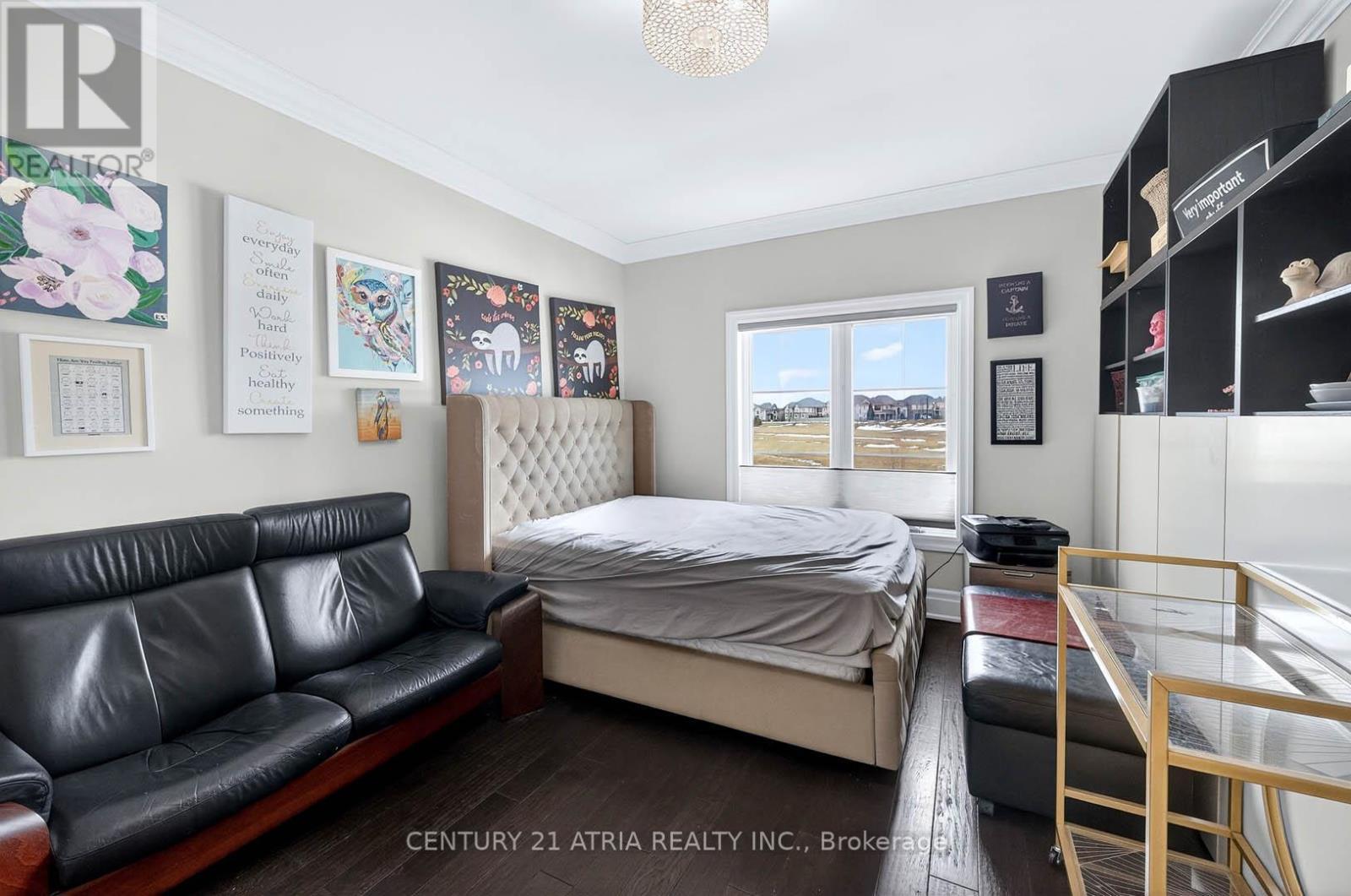 122 Burns Boulevard, King, ON - Indoor Photo Showing Bedroom
