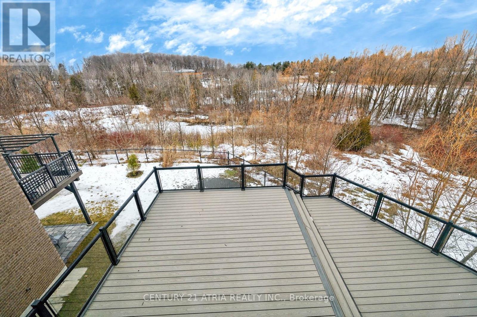 122 Burns Boulevard, King, ON - Outdoor