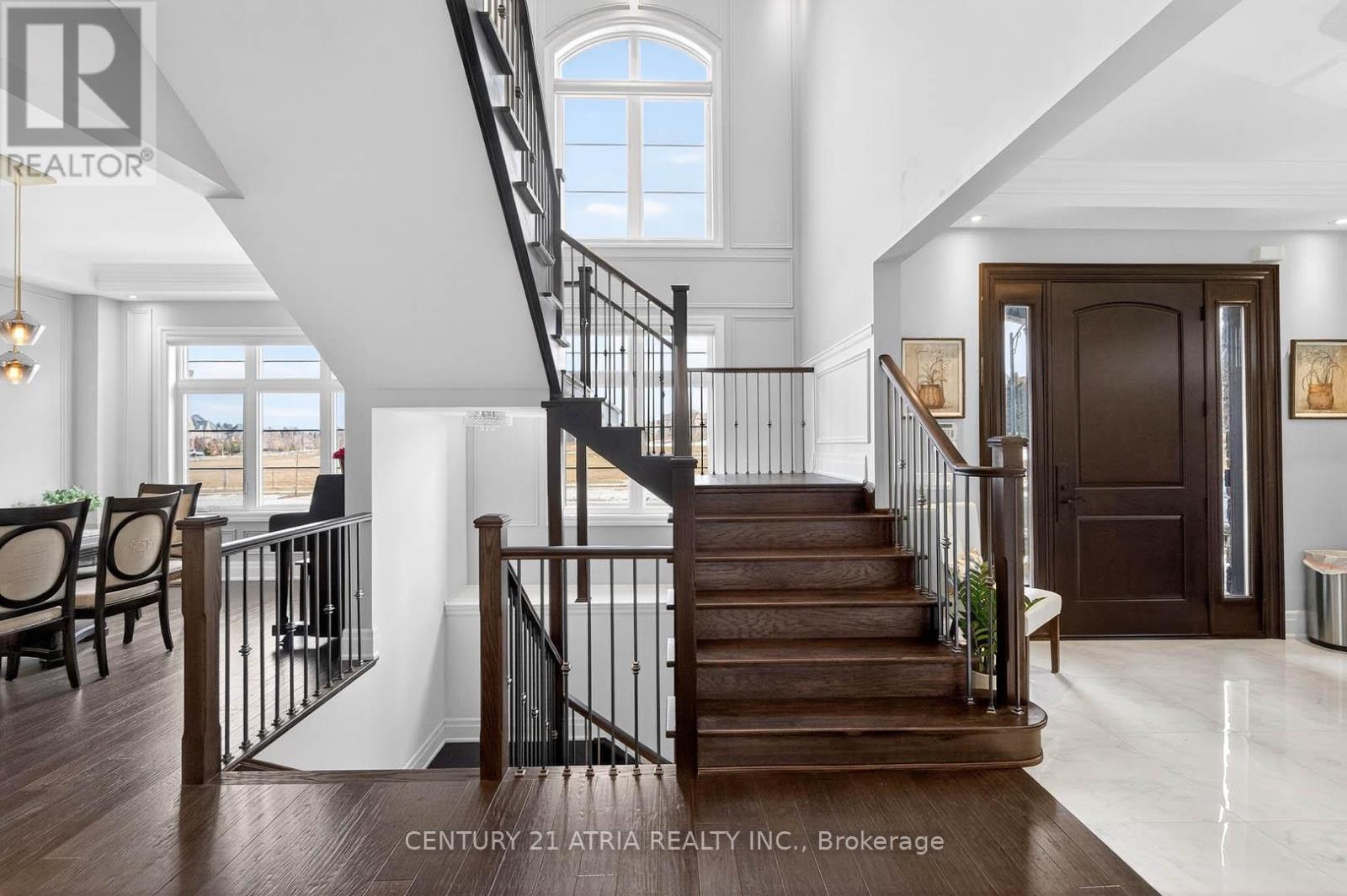 122 Burns Boulevard, King, ON - Indoor Photo Showing Other Room