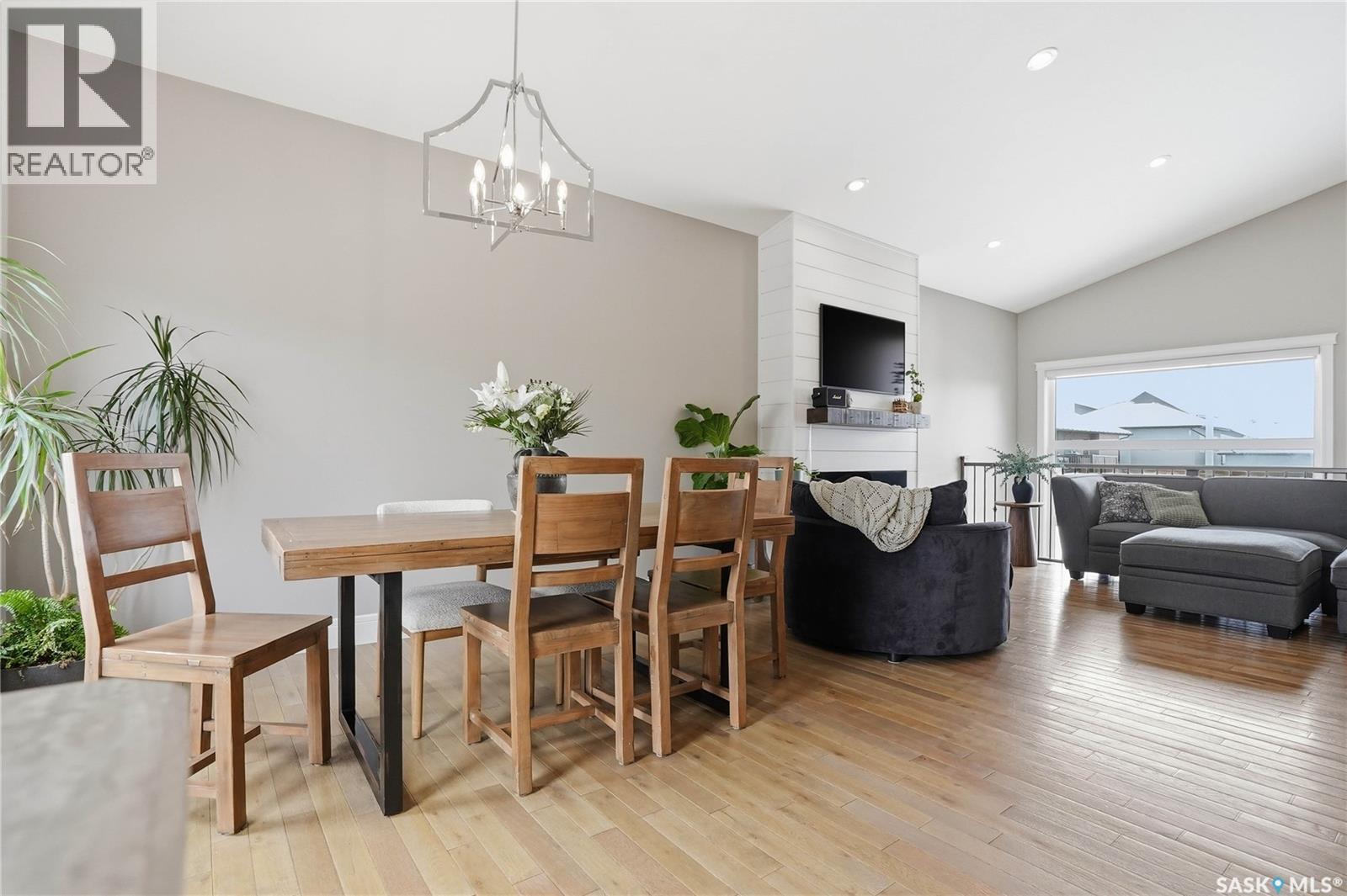 504 Snead Lane, Warman, SK - Indoor