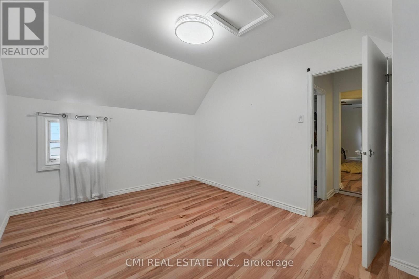 95 Adeline Street, Ottawa, ON - Indoor Photo Showing Other Room