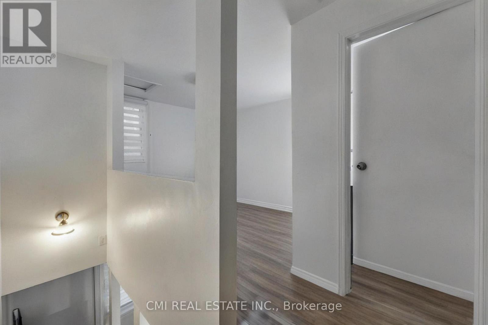 95 Adeline Street, Ottawa, ON - Indoor Photo Showing Other Room