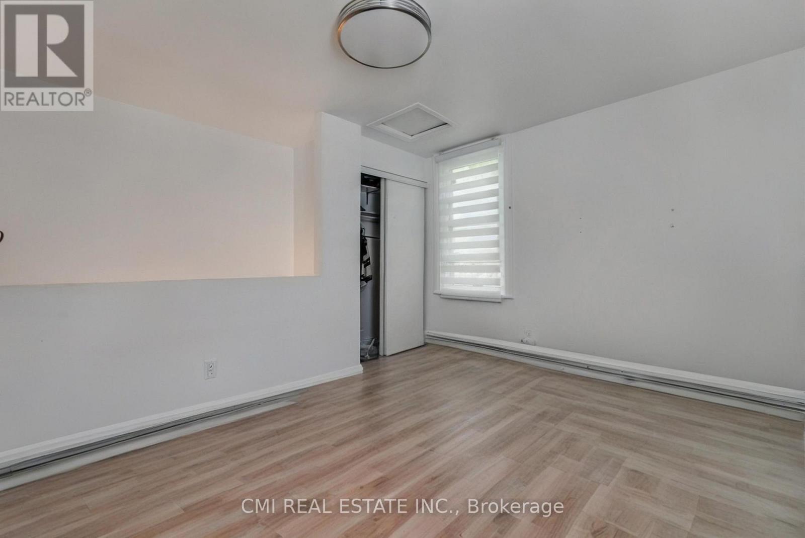 95 Adeline Street, Ottawa, ON - Indoor Photo Showing Other Room