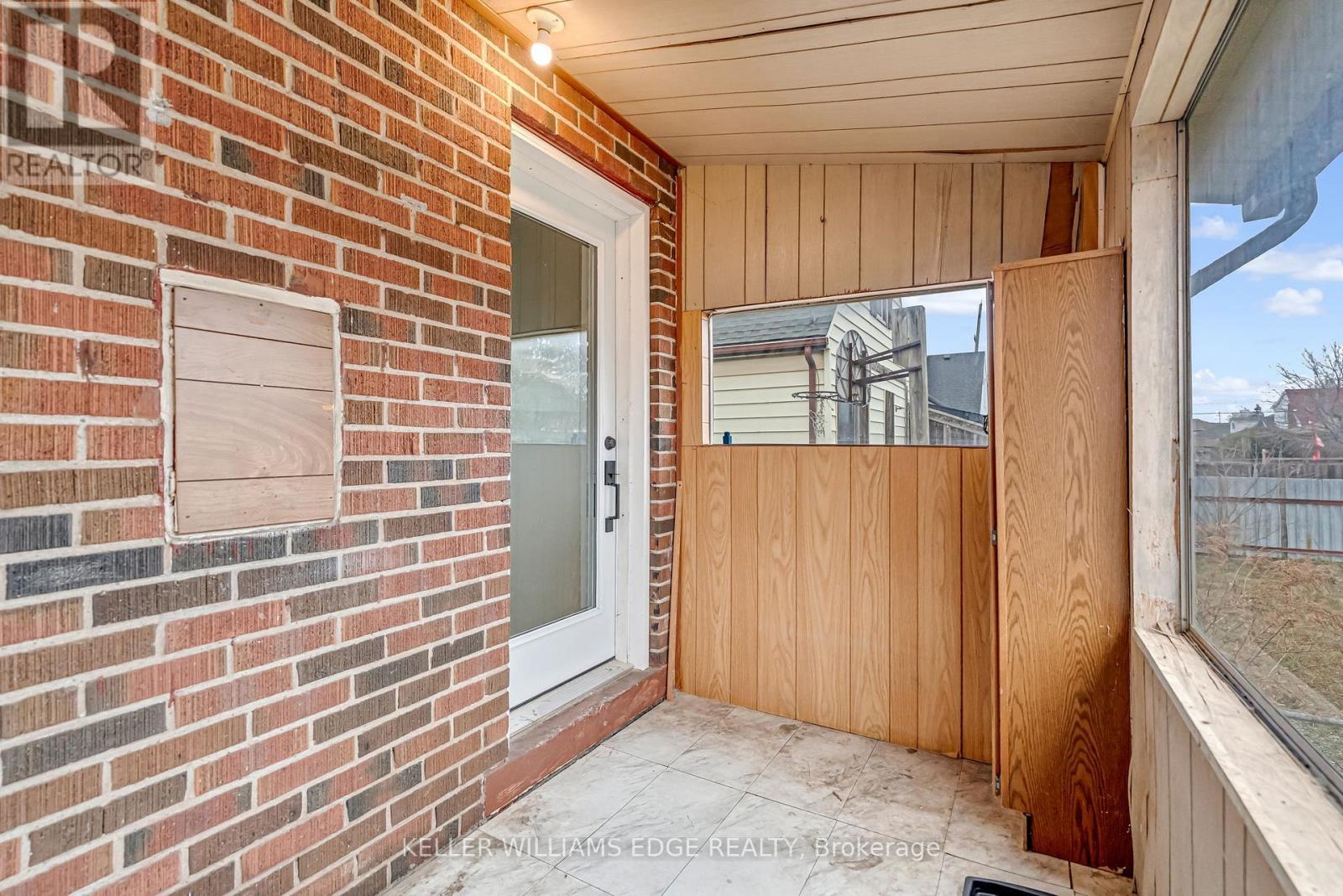 165 Rosewood Road, Hamilton, ON - Outdoor With Exterior