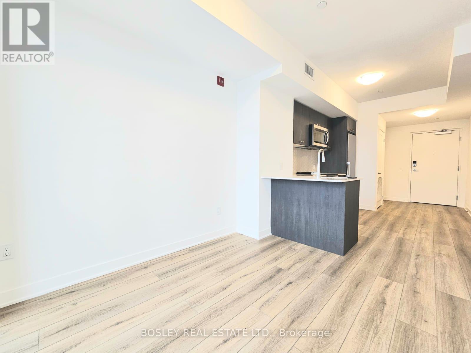 411 - 312 Erb Street, Waterloo, ON - Indoor