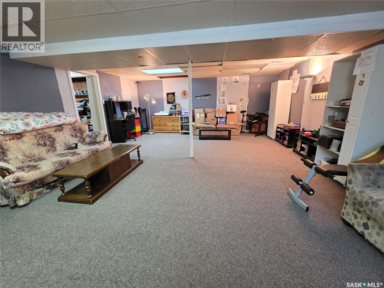 520 Dennis Street, Herbert, SK - Indoor Photo Showing Gym Room